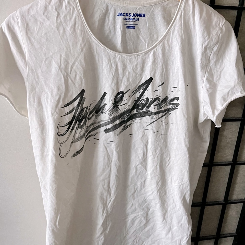 T shirts
